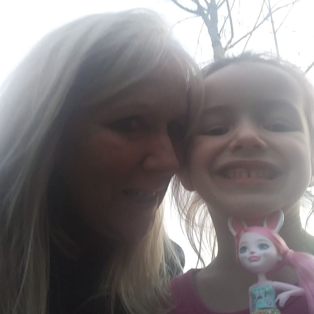 Meet your Posher, Kim